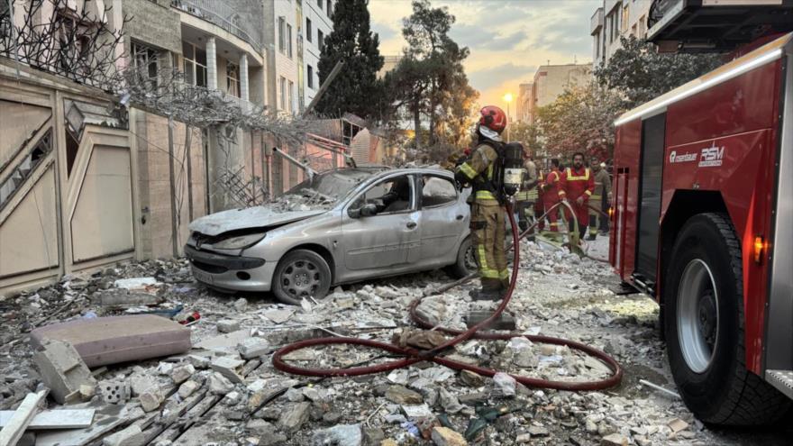 Edificios destruidos tras el ataque israelí, Teherán, Irán, 13 de junio de 2025. (Foto: AFP)