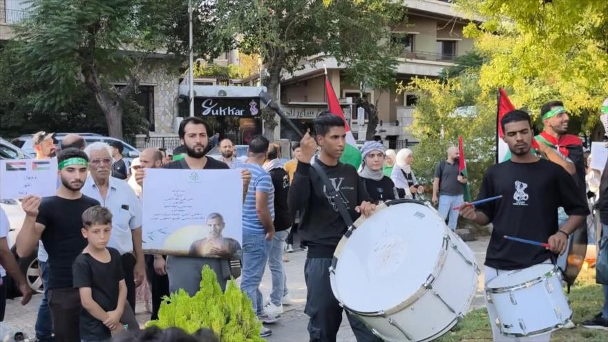 Sirios protestan contra el constante asedio israelí a Gaza