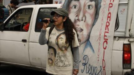 Mexicanos exigen justicia para sus desaparecidos 