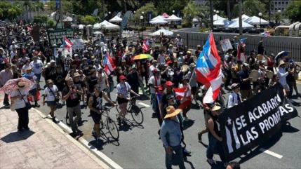 Puerto Rico marcha contra colonialismo y exige su independencia