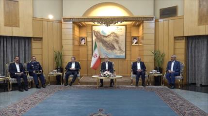 Irán anuncia acuerdos con China y Rusia tras la cumbre OCS