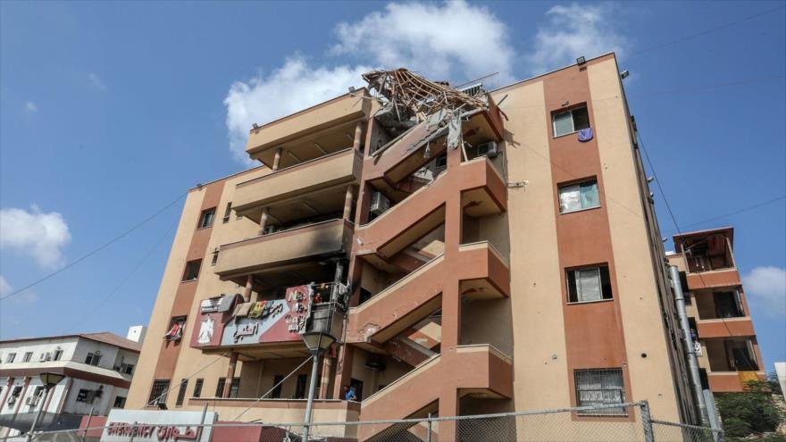 El Hospital Nasser, ubicado en la ciudad gazatí de Jan Yunis, tras el ataque del régimen israelí, 25 de agosto de 2025.