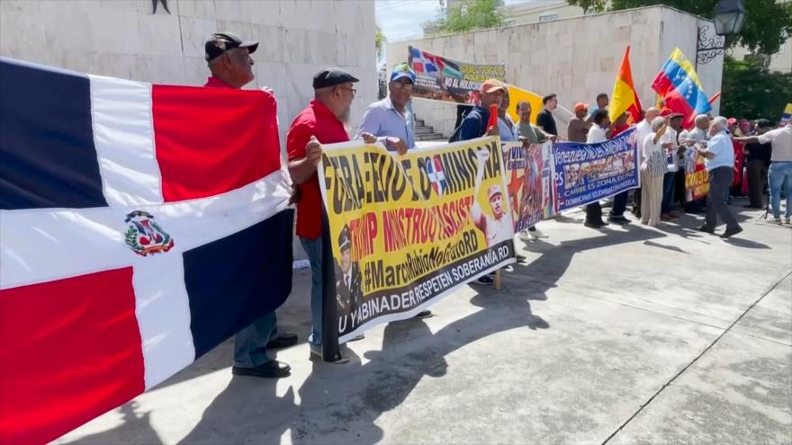 Dominicanos se manifiestan en apoyo al Gobierno bolivariano de Venezuela