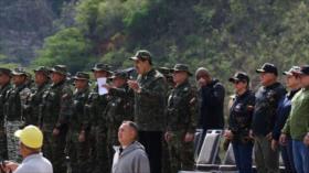 Venezuela refuerza su defensa fronteriza con 25 000 efectivos militares