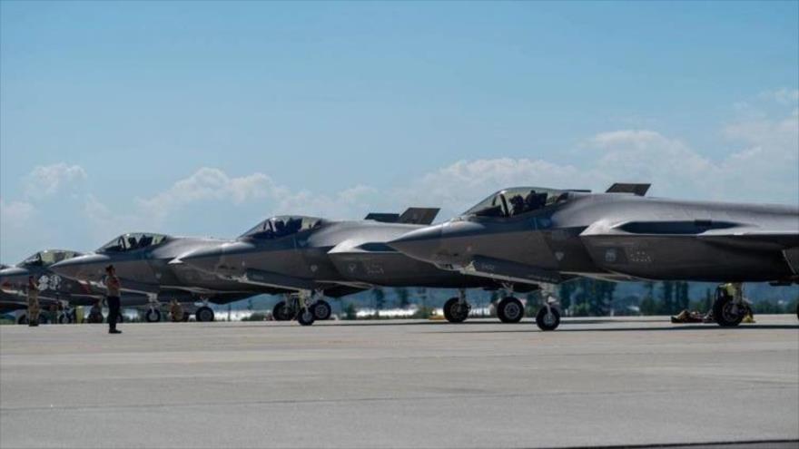 Cazas F-35 de EE.UU. en una base aérea de Puerto Rico en medio de la creciente tensión con Venezuela.

