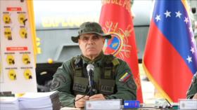 Venezuela rechaza acusaciones y se despliega para la defensa