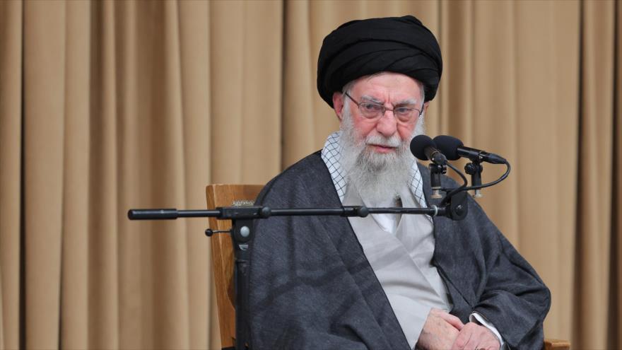 El Líder de la Revolución Islámica de Irán, el ayatolá Seyed Ali Jamenei, en un acto, 7 de septiembre de 2025. (Foto: khamenei.ir)