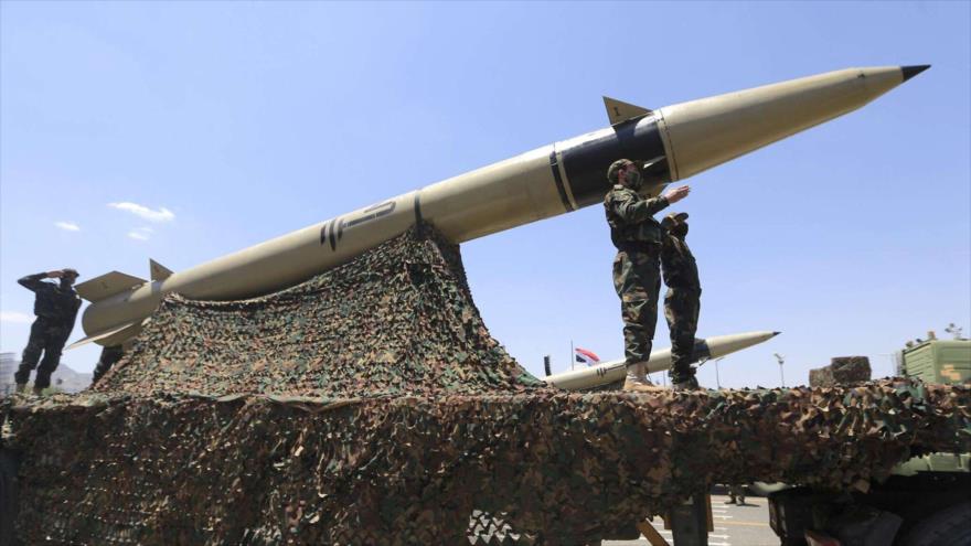 Misiles de Yemen exhibidos en un desfile militar en Saná, capital.

