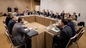 Irán resiste los embates de criminales y arrogantes