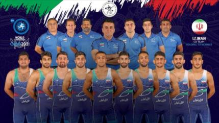 Líder de Irán felicita a luchadores grecorromanos por campeonato mundial