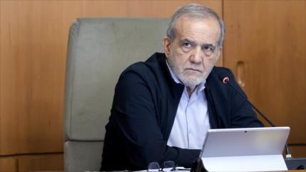 Irán rechaza demanda “inaceptable” de EEUU sobre entrega de su uranio