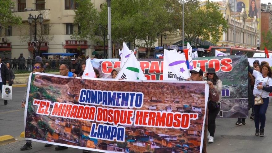Chilenos protestan para exigir una solución por una vivienda digna