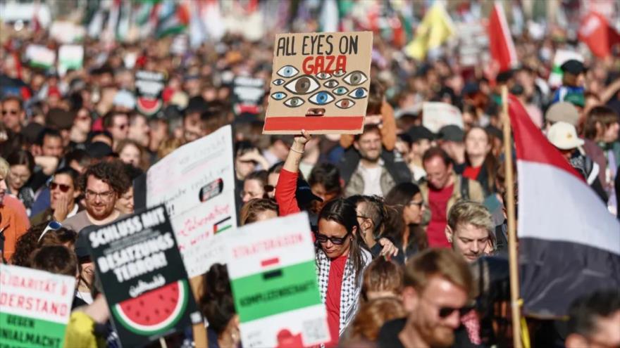 Decenas de miles se manifiestan en Berlín contra el apoyo alemán a Israel