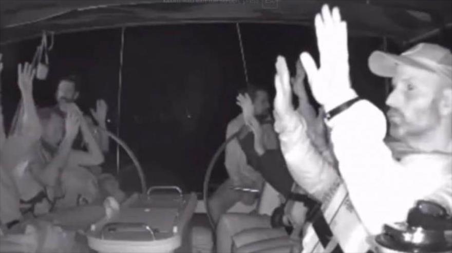 Un grupo de activistas de la Flotilla Global Sumud arrestados por Israel, 1 de octubre de 2025.
