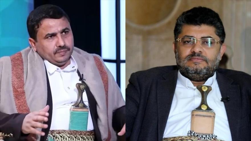 El alto miembro de la Oficina Política de Ansarolá de Yemen, Mohamed al-Farah (izda.) y Mohammad Al al-Houthi, miembro del Consejo Político Supremo de Yemen.