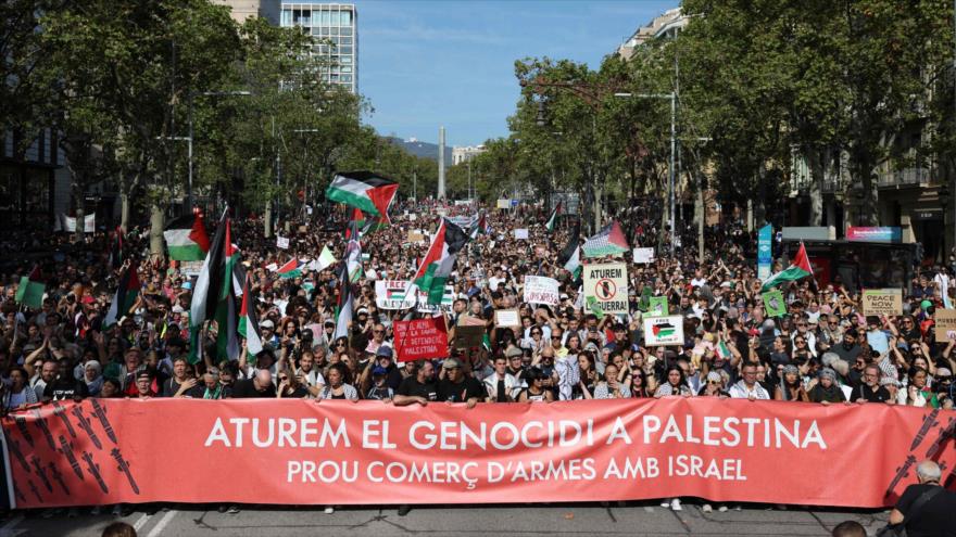 Cientos de miles se manifiestan en el centro de Barcelona en apoyo a Gaza