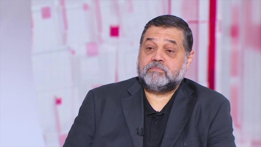 El alto miembro HAMAS, Osama Hamdan, durante una entrevista con cadena catarí Al Araby, 9 de octubre de 2025. 