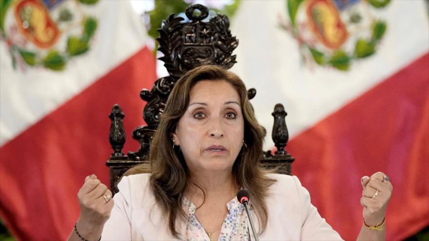 “Una crisis convergente política se profundiza en Perú”