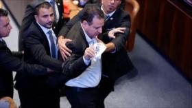 Vídeo: Dos diputados israelíes interrumpen discurso de Trump