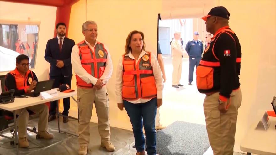 Cargos por corrupción impedirían a Dina Boluarte salir de Perú