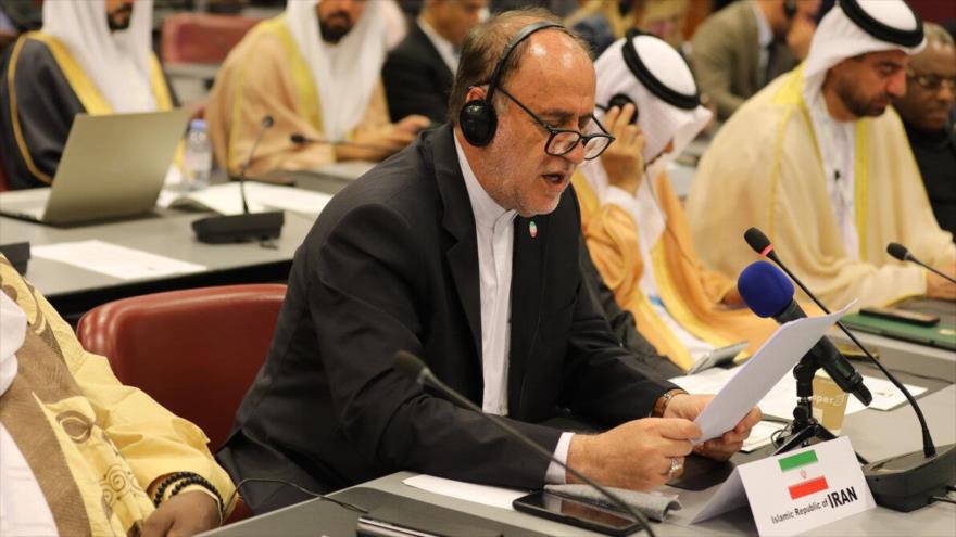 El vicepresidente del Parlamento de Irán habla en la Asamblea de la Unión Interparlamentaria (UIP), en Ginebra (Suiza), 19 de octubre de 2025.