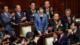 Dimite gabinete del premier japonés Ishiba y es sustituido por Takaichi