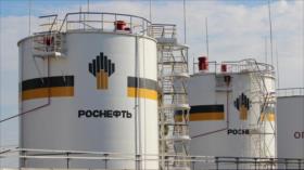 EEUU impone sanciones a petroleras rusas; cancelada cita Trump-Putin