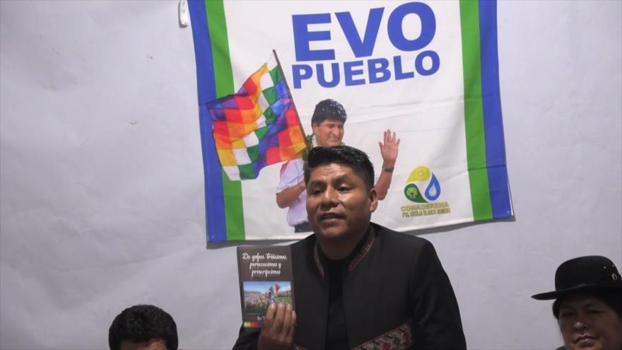 Organizaciones sociales de Bolivia debaten libro de Evo Morales