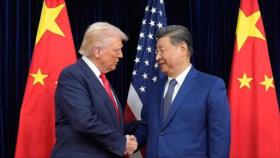Trump se reúne con Xi, “un gran líder de un país muy poderoso”