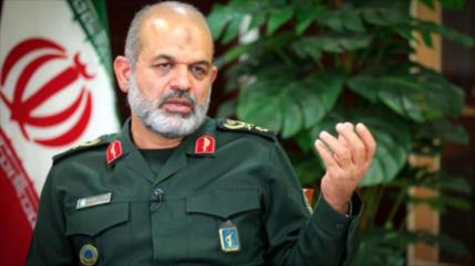 Líder de Irán nombra al general Vahidi subjefe del Estado Mayor de FFAA