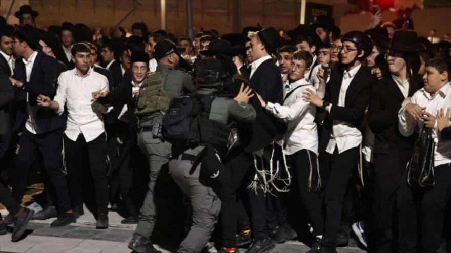 Masiva protesta de ultraortodoxos israelíes contra servicio militar