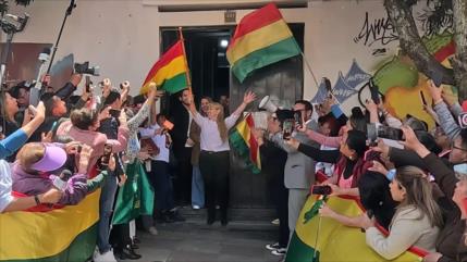 Sale de cárcel la expresidenta interina Áñez y desata ola de críticas