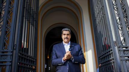“La paz de Venezuela no depende de gringos supremacistas”, asegura Maduro