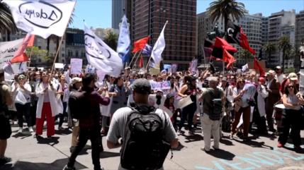 Universitarios en huelga por mayor presupuesto educativo