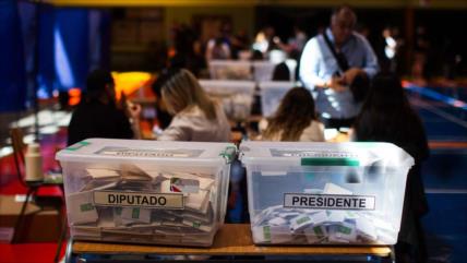 Cierran centros de votación y comienza el conteo de las elecciones en Chile
