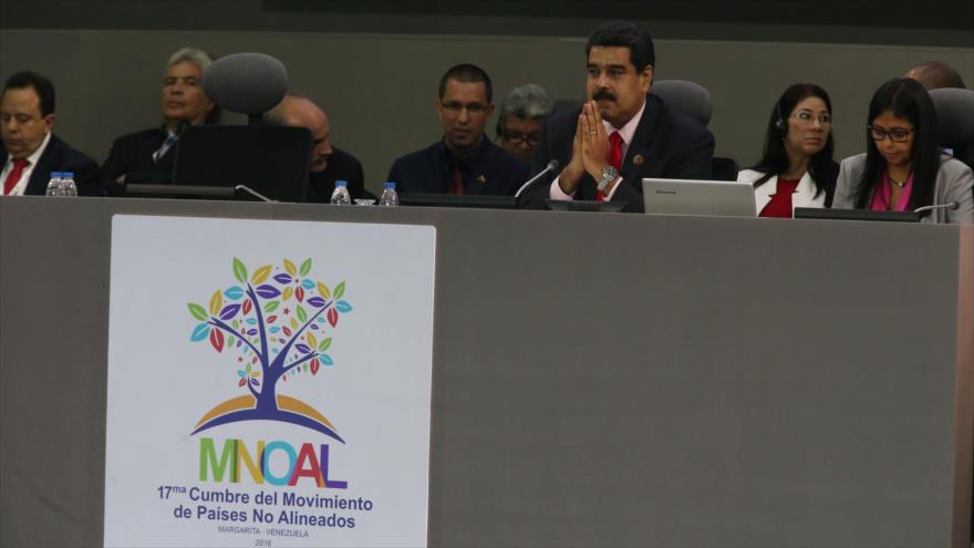 El presidente de Venezuela, Nicolás Maduro, en la 17.ª cumbre del Movimiento de Países No Alineados.