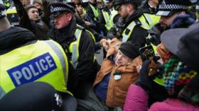 Reino Unido detiene a más de 40 personas por apoyar a Palestine Action