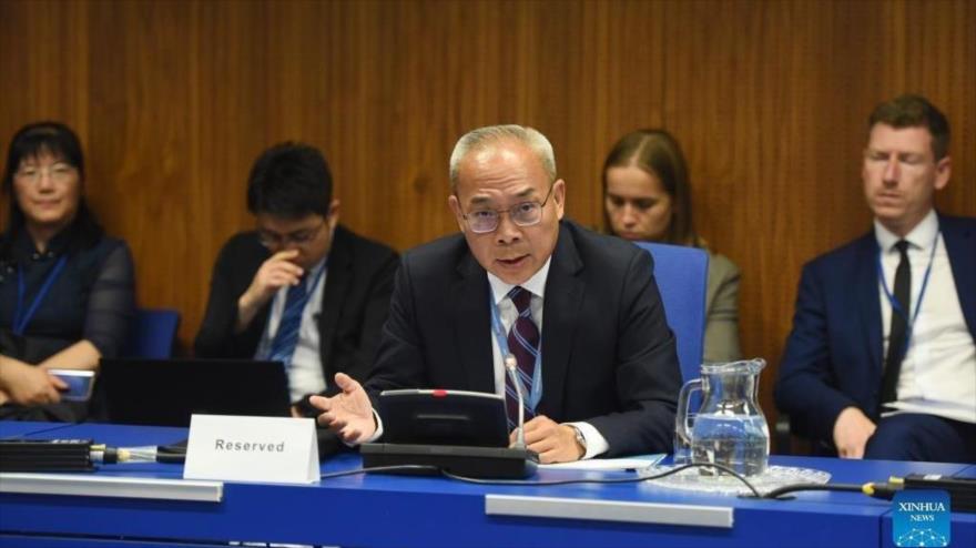 El representante chino en la AIEA, Li Song.
