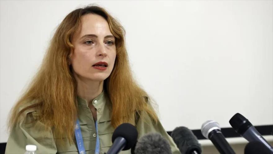 
La relatora de la ONU, Alena Douhan, en una conferencia de prensa en La Habana, 21 de noviembre de 2025. 