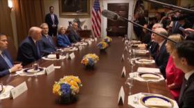 Donald Trump rompe récord: su popularidad se desmorona rápidamente