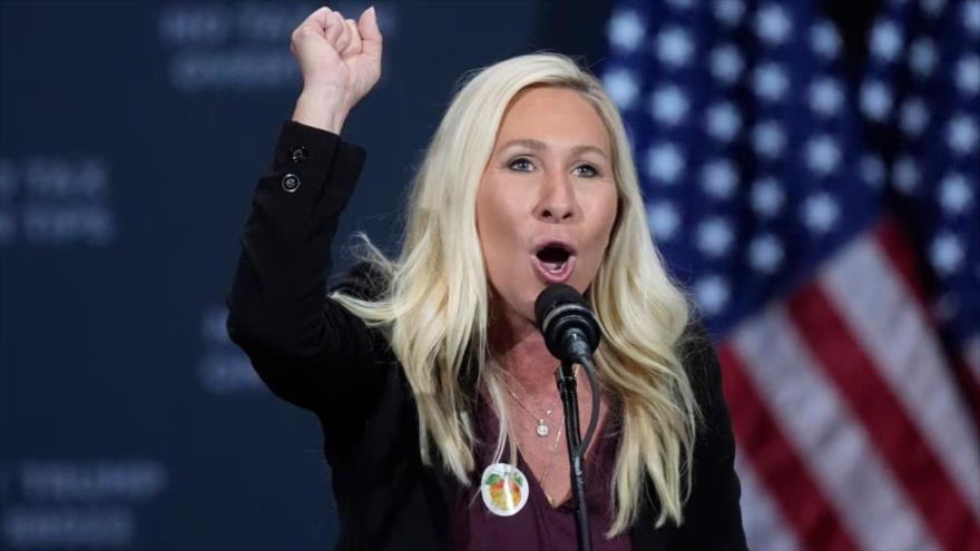 La exleal a Trump, Marjorie Taylor Greene, representante de Georgia, durante un discurso.