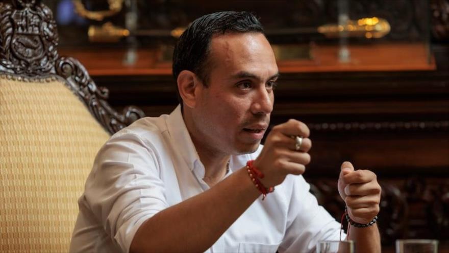 El presidente de Perú, José Jerí, durante una entrevista con el diario peruano El Comercio, 23 de noviembre de 2025.