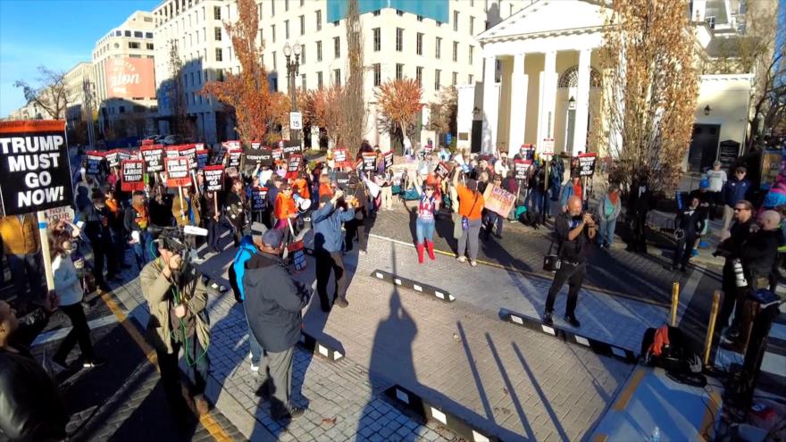 Trump lanza ataques al proceso democrático y electoral en EEUU