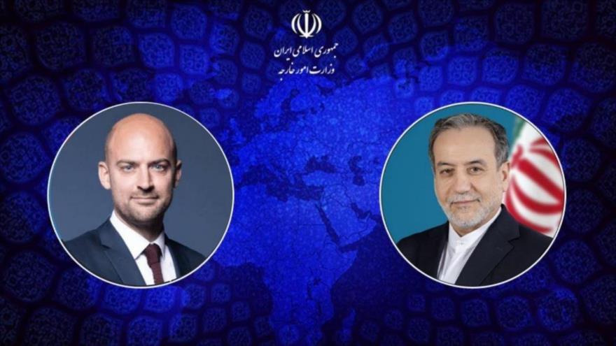 El canciller de Irán, Abás Araqchi, (dcha.) y su par francés, Jean-Noël Barrot.