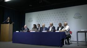 Científicas argentinas denuncian elementos prohibidos en vacunas de COVID