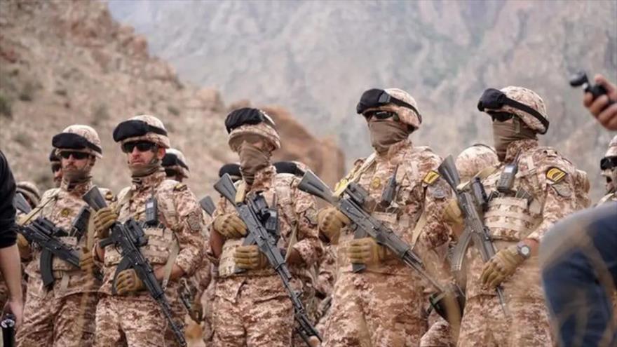 Las fuerzas iraníes durante una maniobra. 