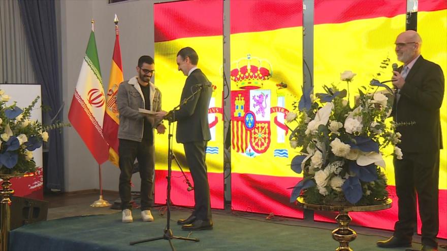 Docentes iraníes celebran curso que impulsa idioma español y su cultura