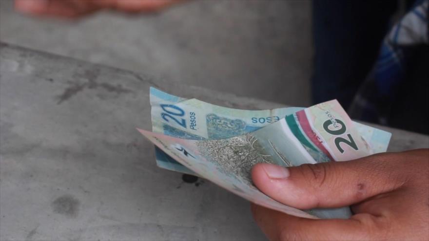 México reduce la pobreza, pero expertos alertan sobre retos pendientes