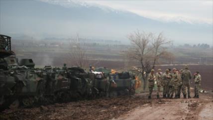 Turquía despliega tropas y equipos militares en el norte de Siria