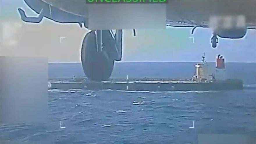 Un buque con petróleo de Venezuela confiscado por EE.UU. frente a las costas venezolanas, 10 de diciembre de 2025.